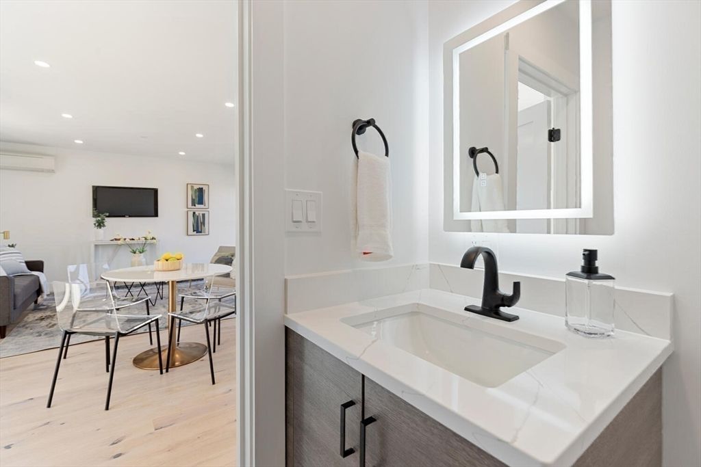 Bathroom, Dining room, Interior, Recessed Lighting, Wood Texture Flooring