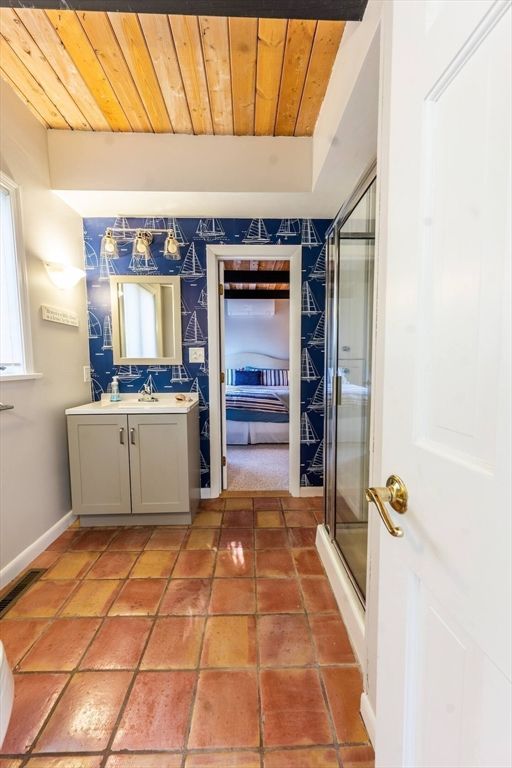 Bathroom, Interior, Wooden Ceilings