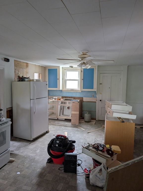Interior, Kitchen, Washer