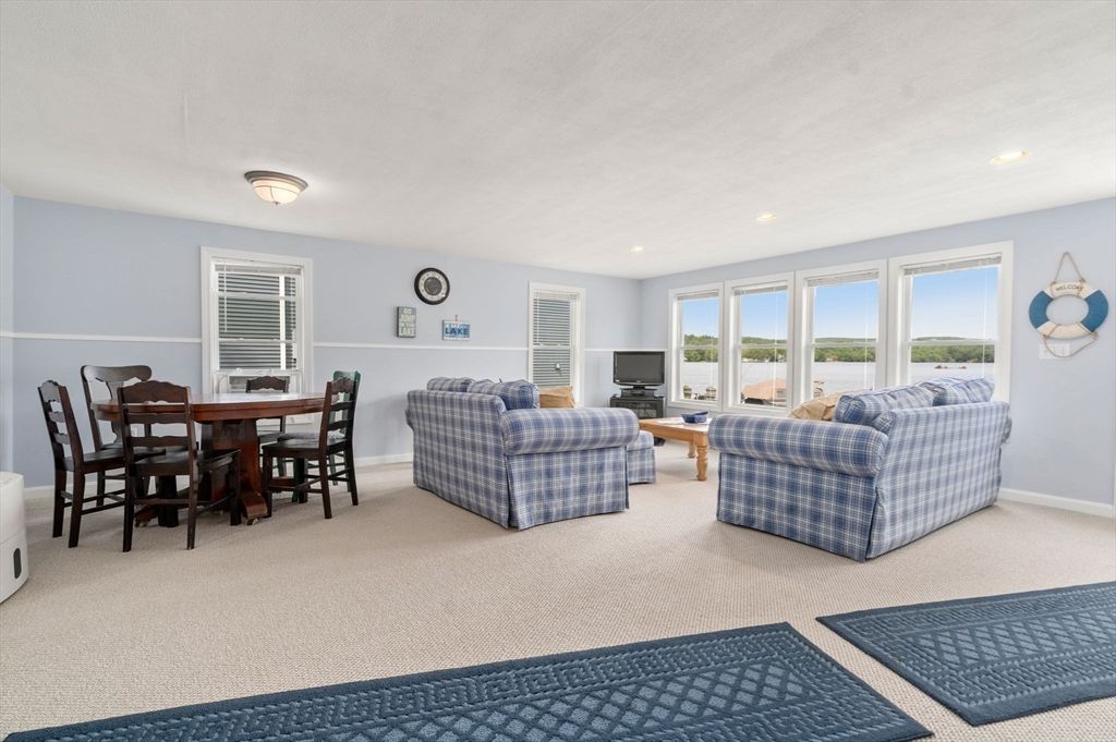 Dining room, Interior, Living room, Recessed Lighting