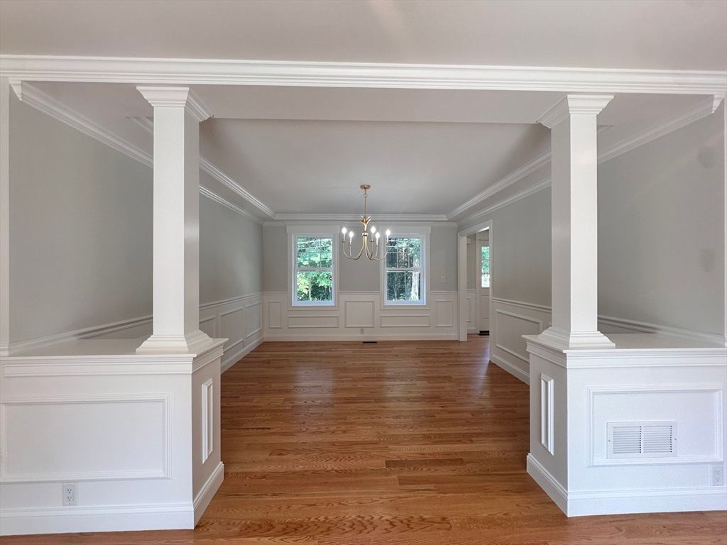 Chandelier, Empty room, Interior, Wood Texture Flooring