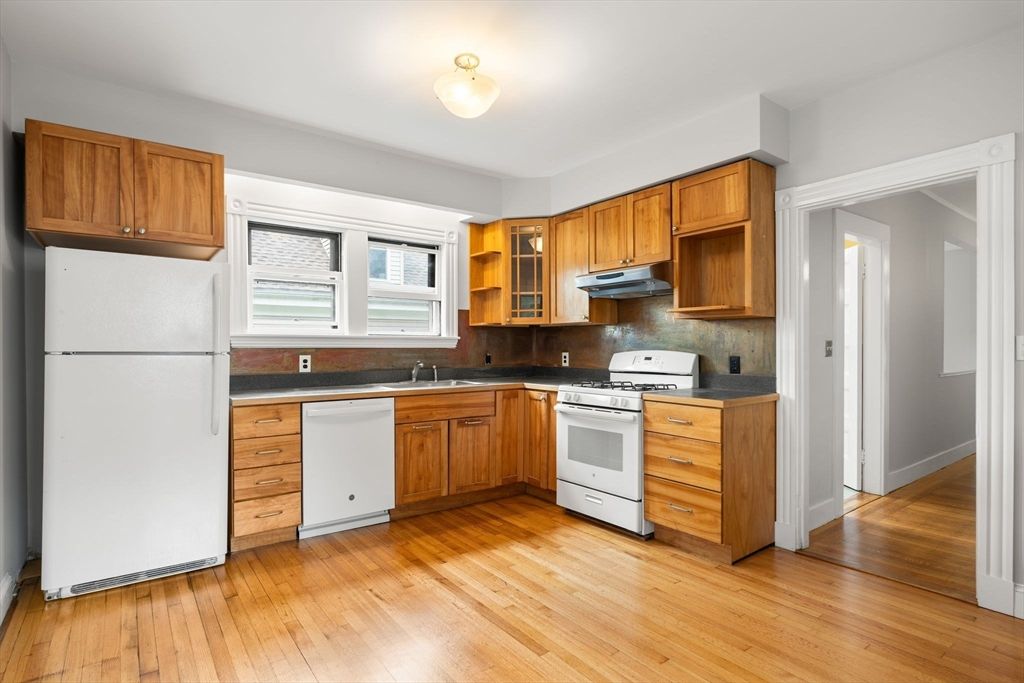 Interior, Kitchen, Wood Texture Flooring