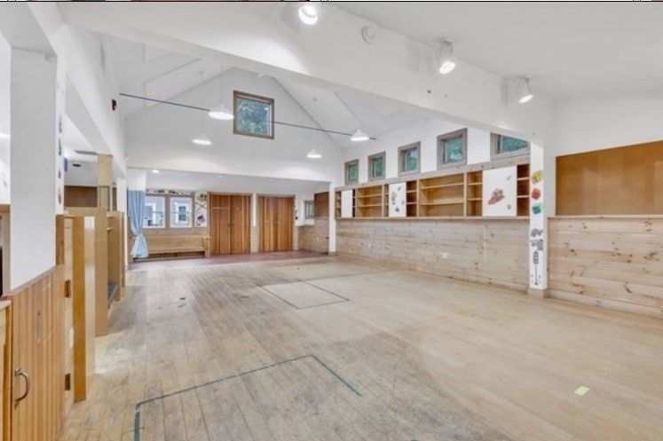 Interior, Pendant Lights, Wood Texture Flooring, Wooden Walls
