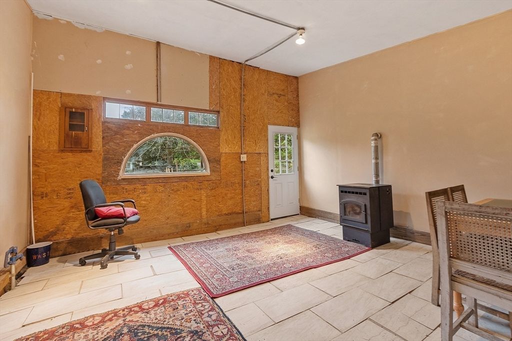 Fireplace, Interior