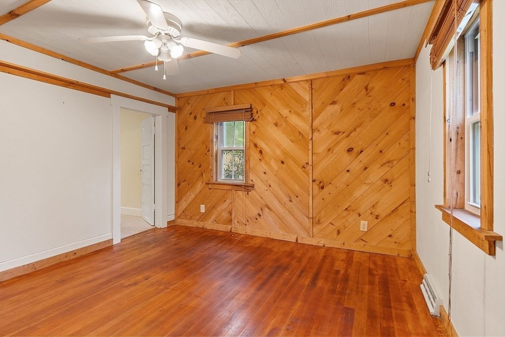 Empty room, Interior, Wood Texture Flooring, Wooden Walls