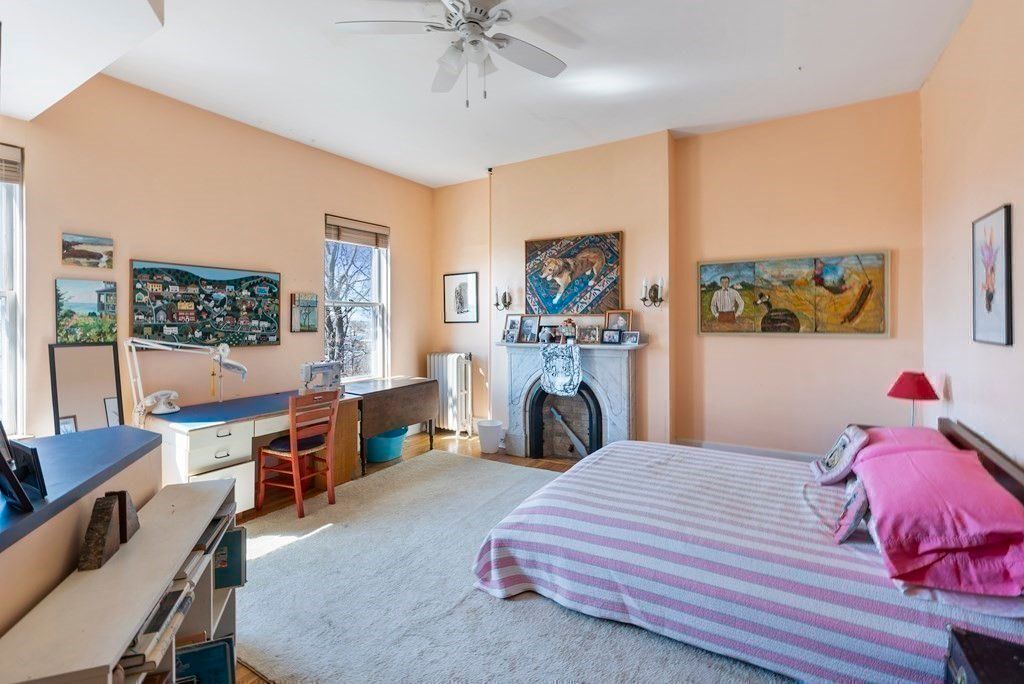 Bedroom, Fireplace, Home Office, Interior