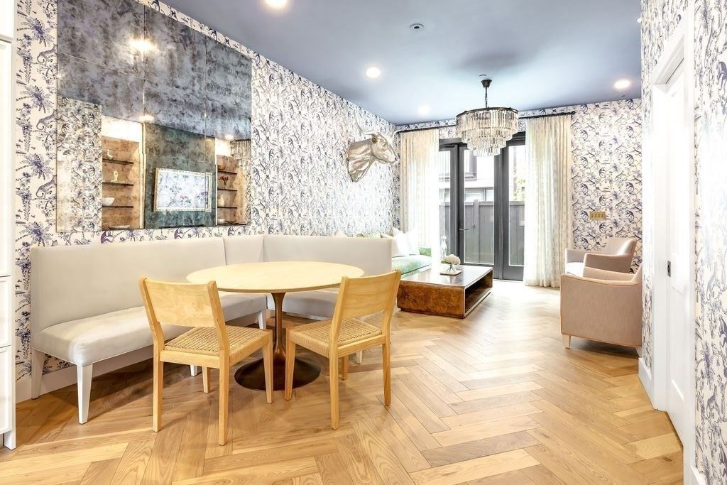 Chandelier, Dining room, Interior, Recessed Lighting, Wood Texture Flooring