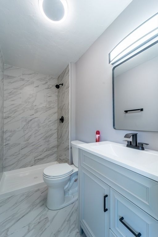 Bathroom, Interior, Marble, Marble Walls