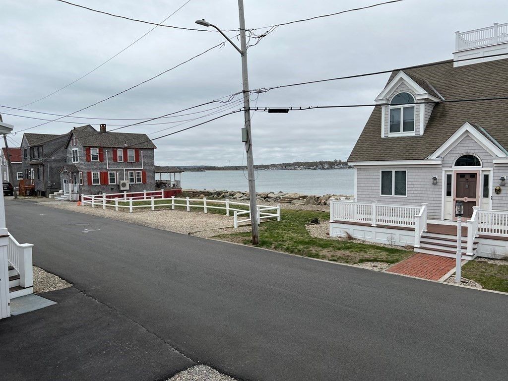 Exterior, Water