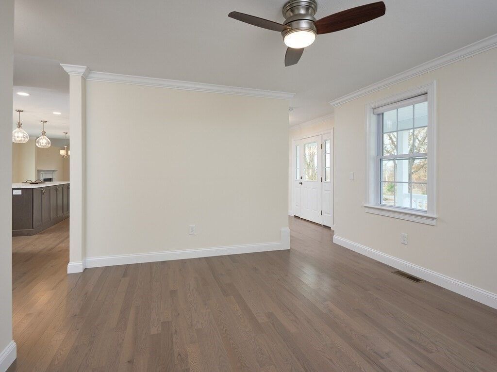 Empty room, Interior, Pendant Lights, Recessed Lighting, Wood Texture Flooring