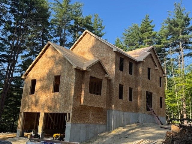Exterior, Facade, Rowhouse