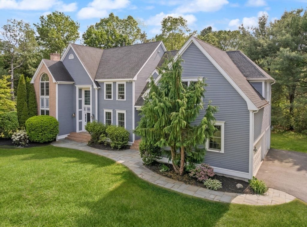 Backyard, Exterior, Facade, Farmhouse