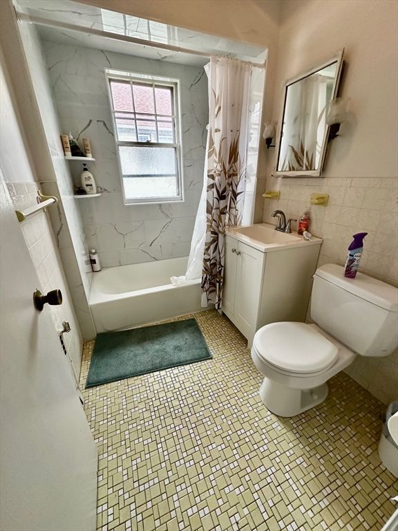Bathroom, Interior, Marble Walls