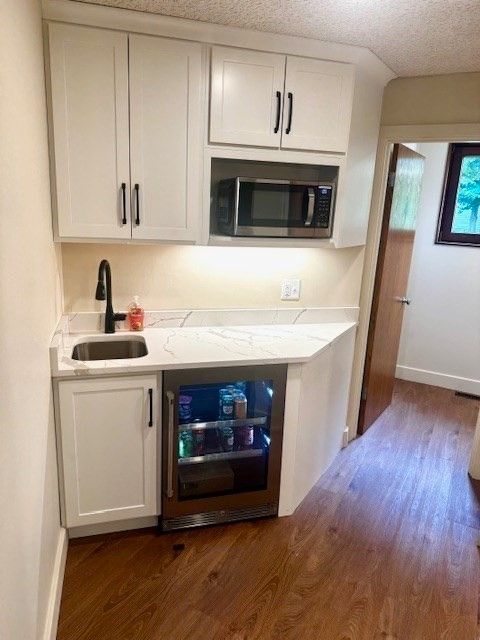 Fireplace, Interior, Kitchen, Wood Texture Flooring
