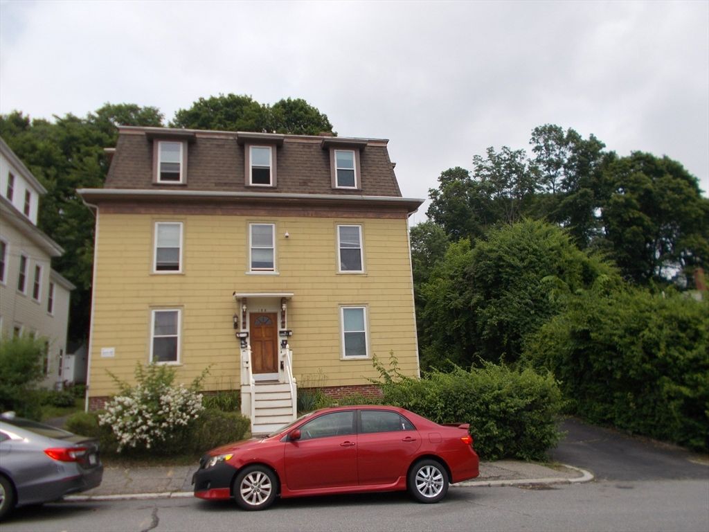 Exterior, Facade, Georgian