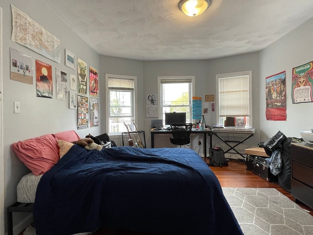 Bedroom, Home Office, Interior, Wood Texture Flooring