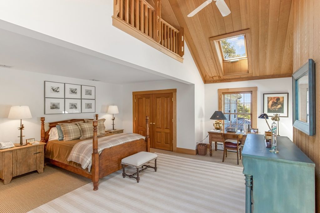 Bedroom, Home Office, Interior, Wooden Ceilings