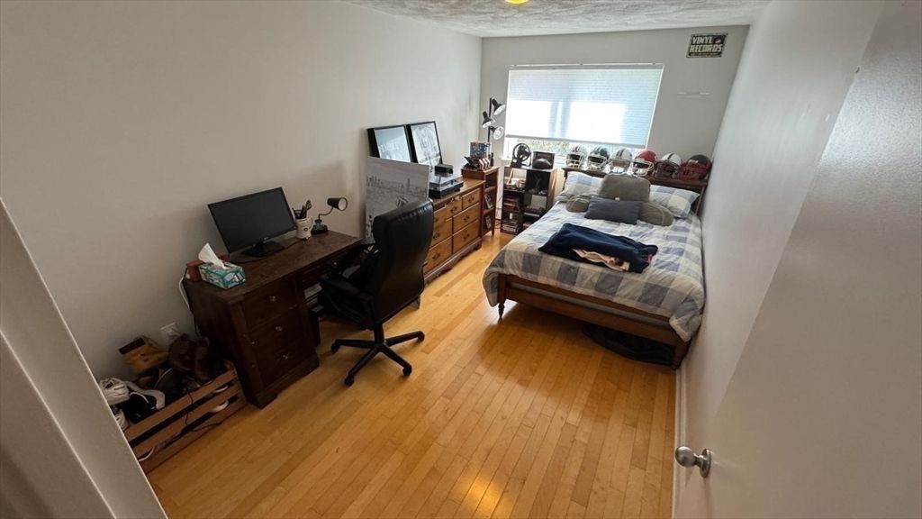 Bedroom, Home Office, Interior, Wood Texture Flooring