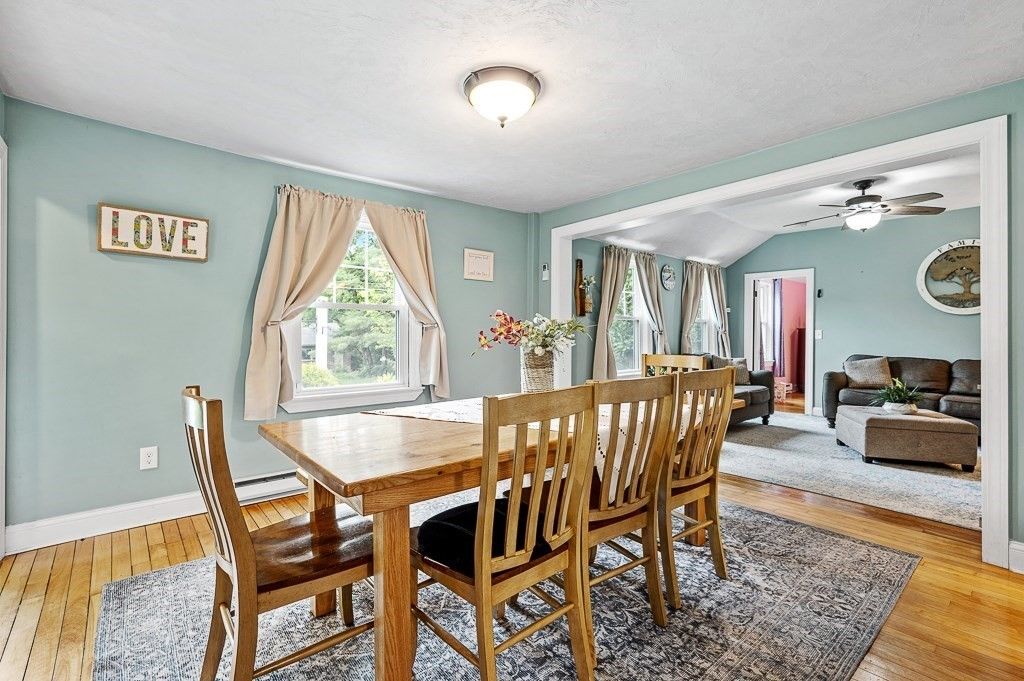 Dining room, Interior, Wood Texture Flooring