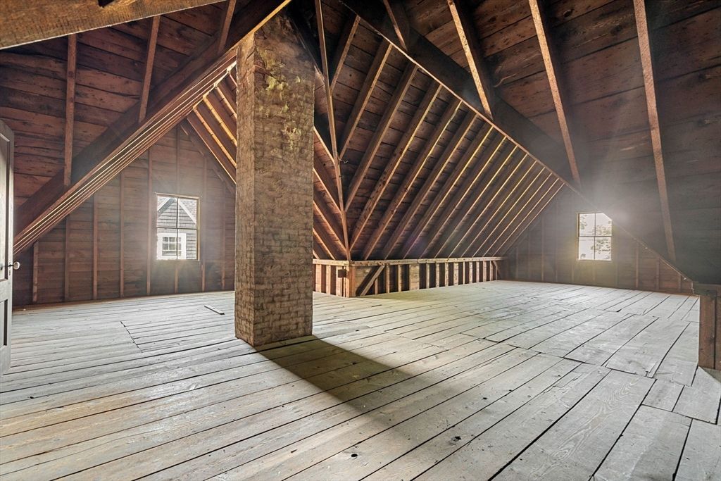Empty room, Interior, Wooden Beams, Wooden Ceilings, Wood Texture Flooring, Wooden Walls