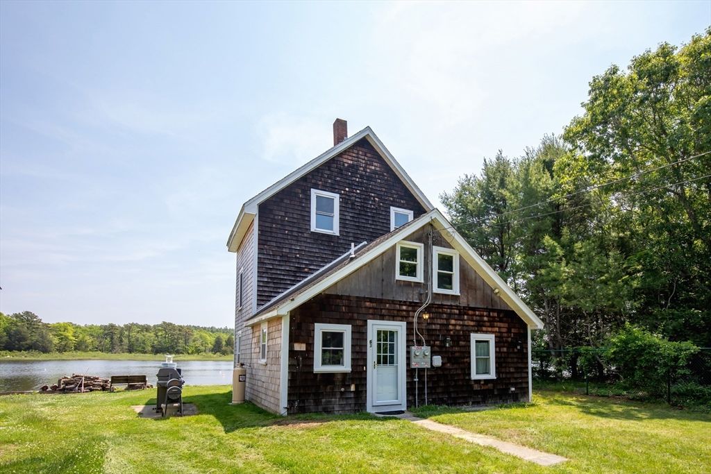 Backyard, Exterior, Water