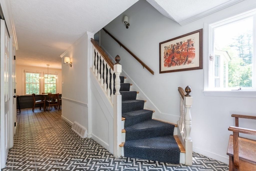 Dining room, Interior