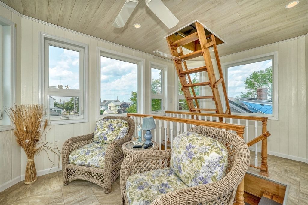 Interior, Recessed Lighting, Sun Room