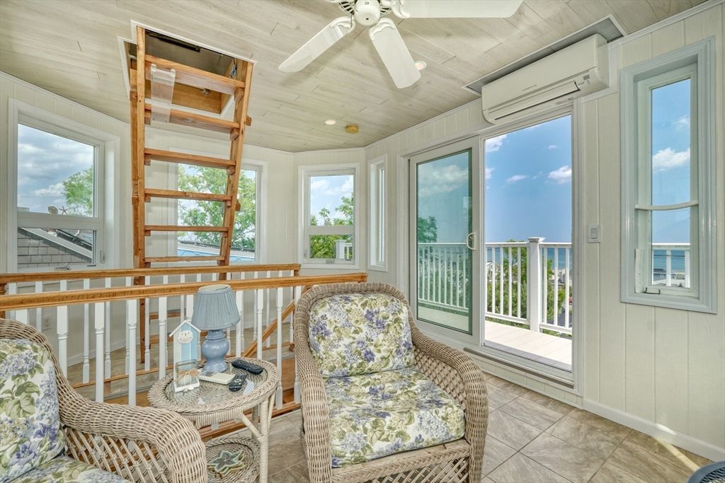 Interior, Recessed Lighting, Sun Room