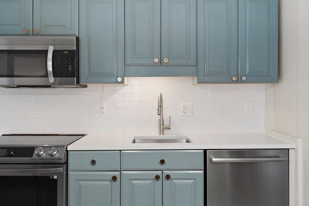 Interior, Kitchen, Stainless Steel Appliances