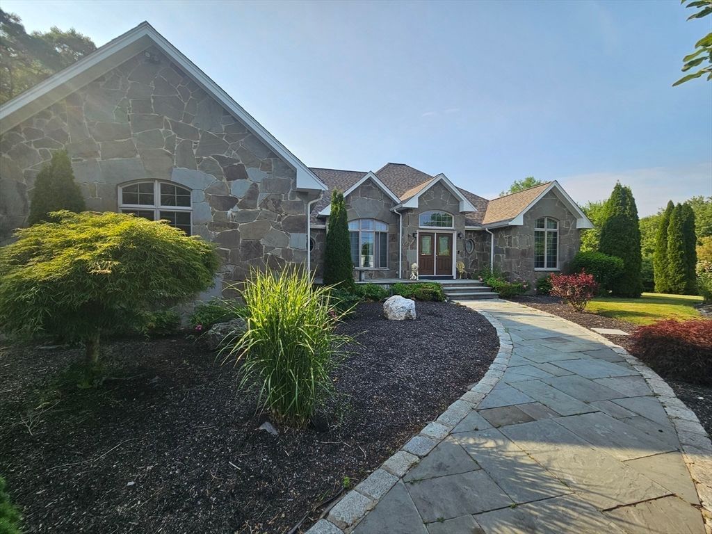 Exterior, Facade, Brick Traditional