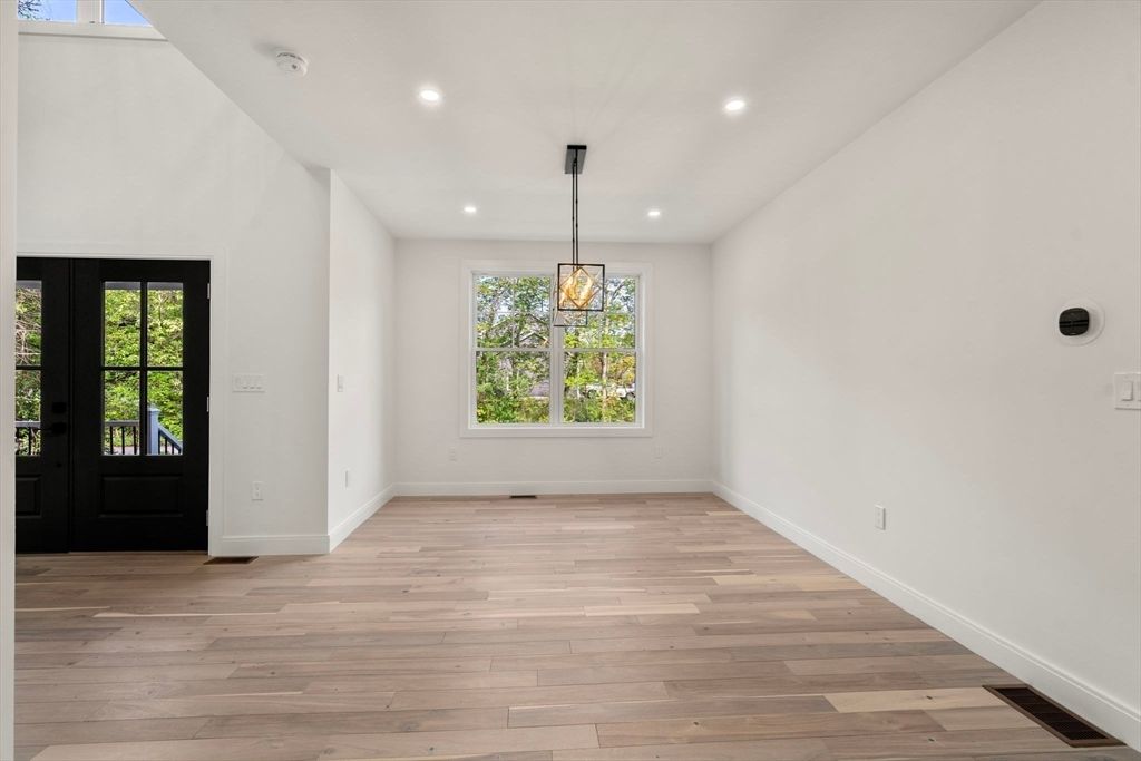Empty room, Interior, Pendant Lights, Recessed Lighting, Wood Texture Flooring