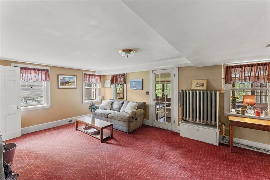 Interior, Living room