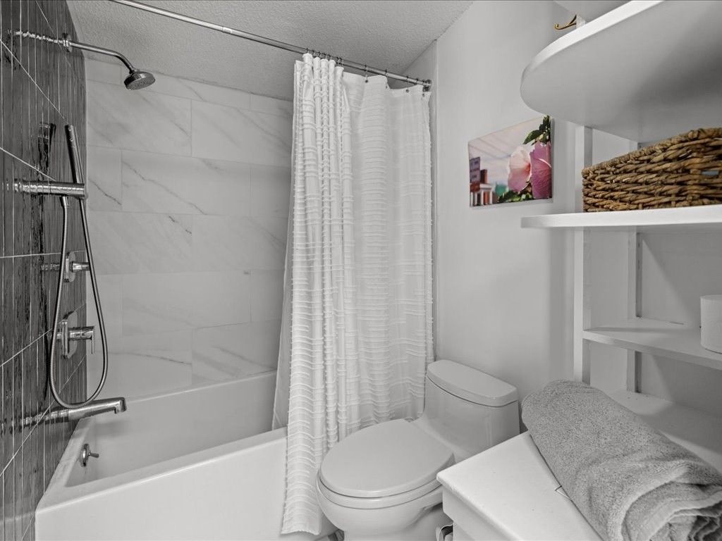 Bathroom, Interior, Marble Walls