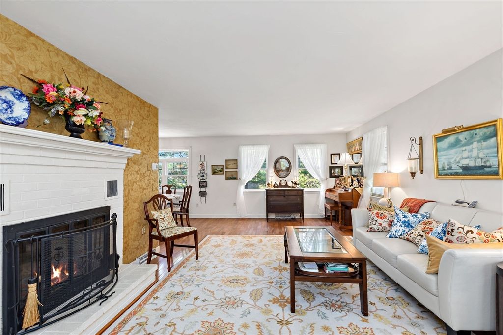 Fireplace, Interior, Living room, Piano, Wood Texture Flooring
