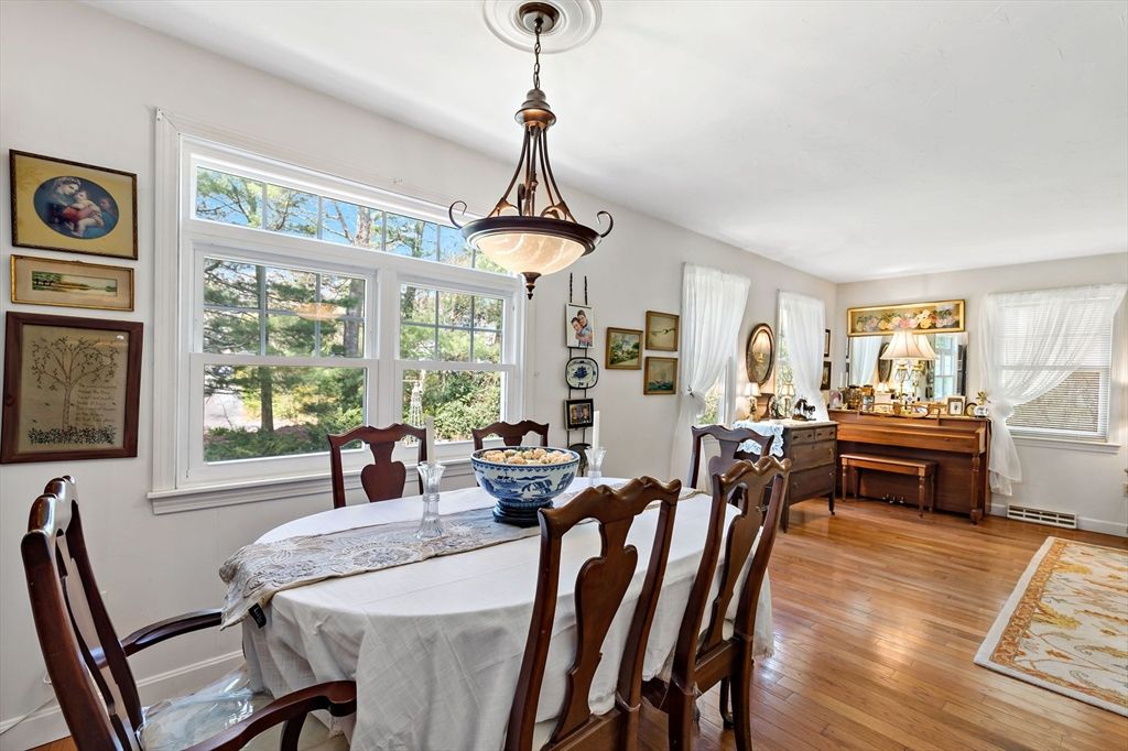 Dining room, Interior, Pendant Lights, Wood Texture Flooring