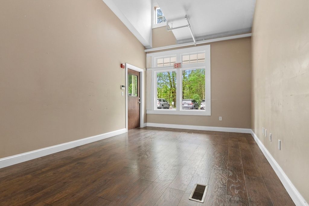 Empty room, Interior, Wood Texture Flooring