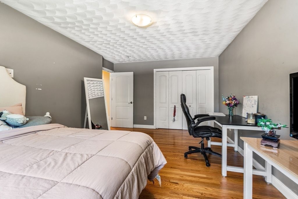 Bedroom, Home Office, Interior, Wood Texture Flooring