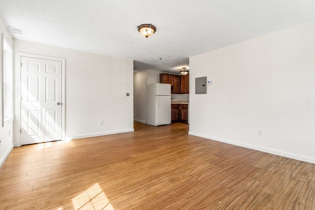 Empty room, Interior, Kitchen, Wood Texture Flooring