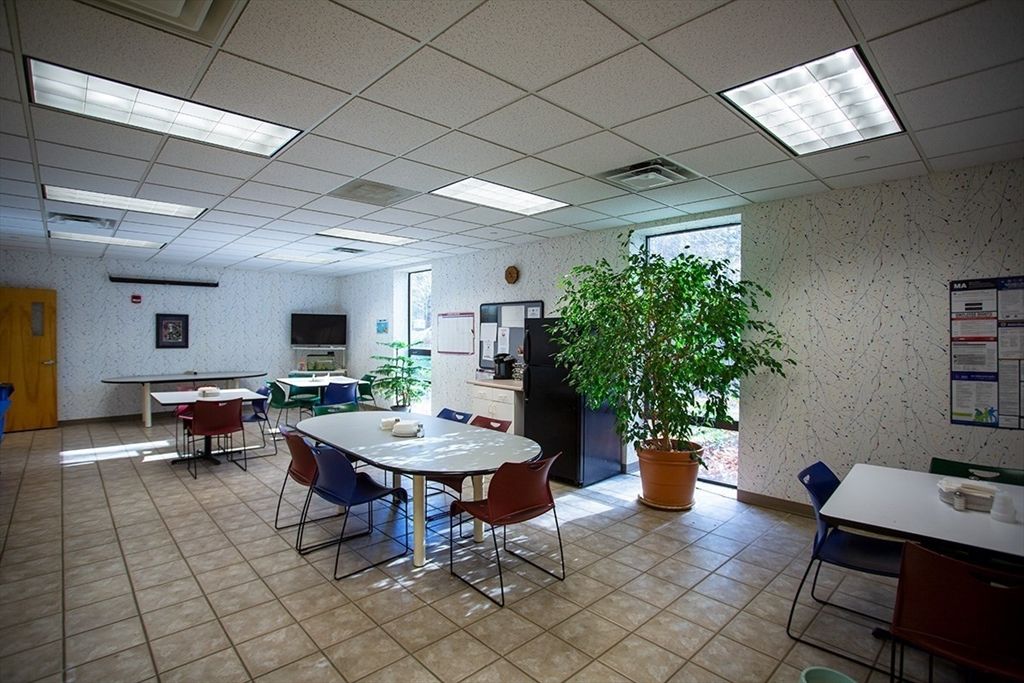 Dining room, Interior