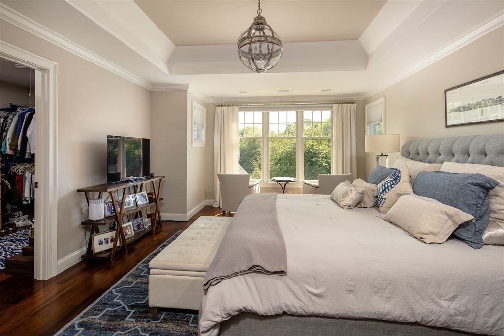 Bedroom, Interior, Pendant Lights, Wood Texture Flooring