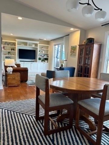 Dining room, Interior, Living room, Recessed Lighting, Wood Texture Flooring