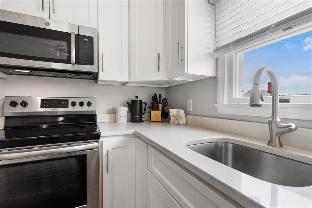 Interior, Kitchen, Stainless Steel Appliances