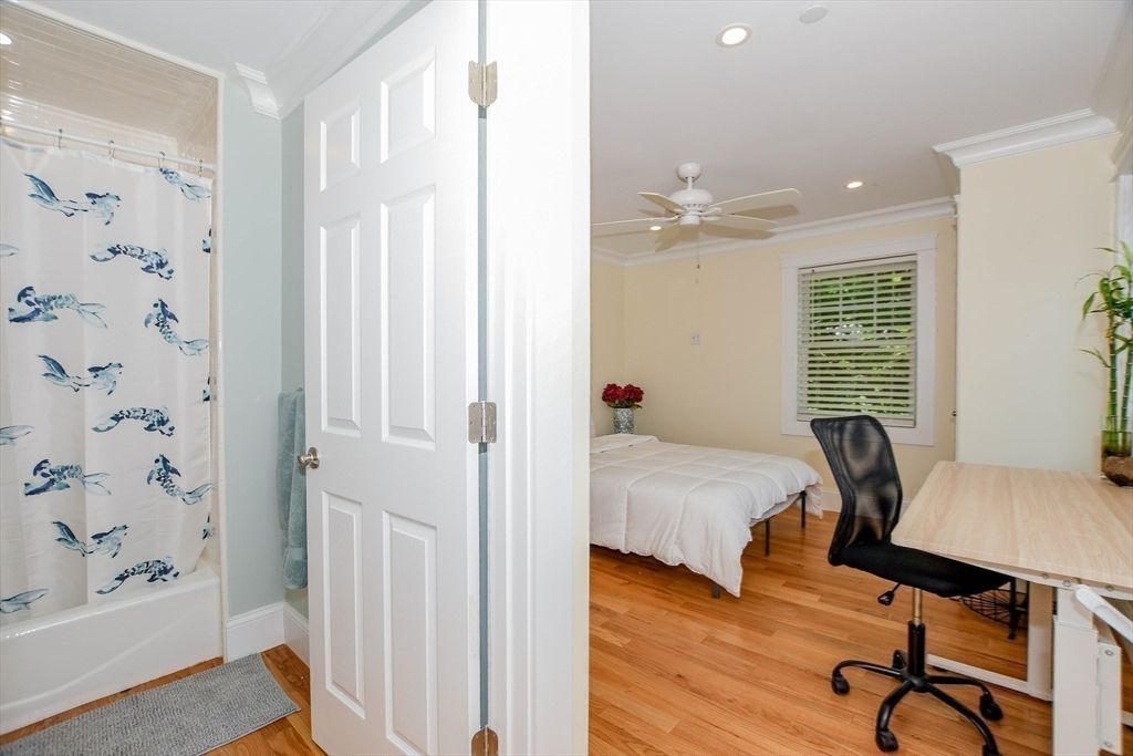 Bedroom, Home Office, Interior, Recessed Lighting, Wood Texture Flooring