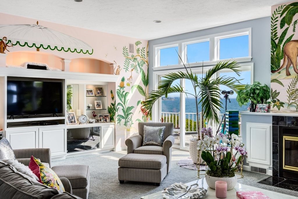 Fireplace, Interior, Living room, Water