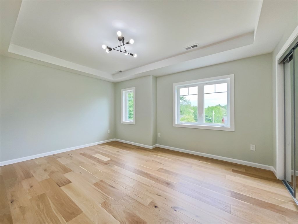 Empty room, Interior, Pendant Lights, Wood Texture Flooring