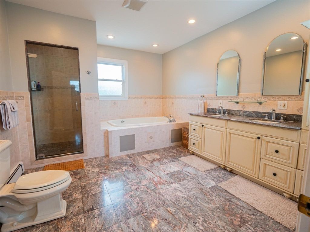 Bathroom, Dual Sink Vanities, Glass Shower, Interior, Recessed Lighting