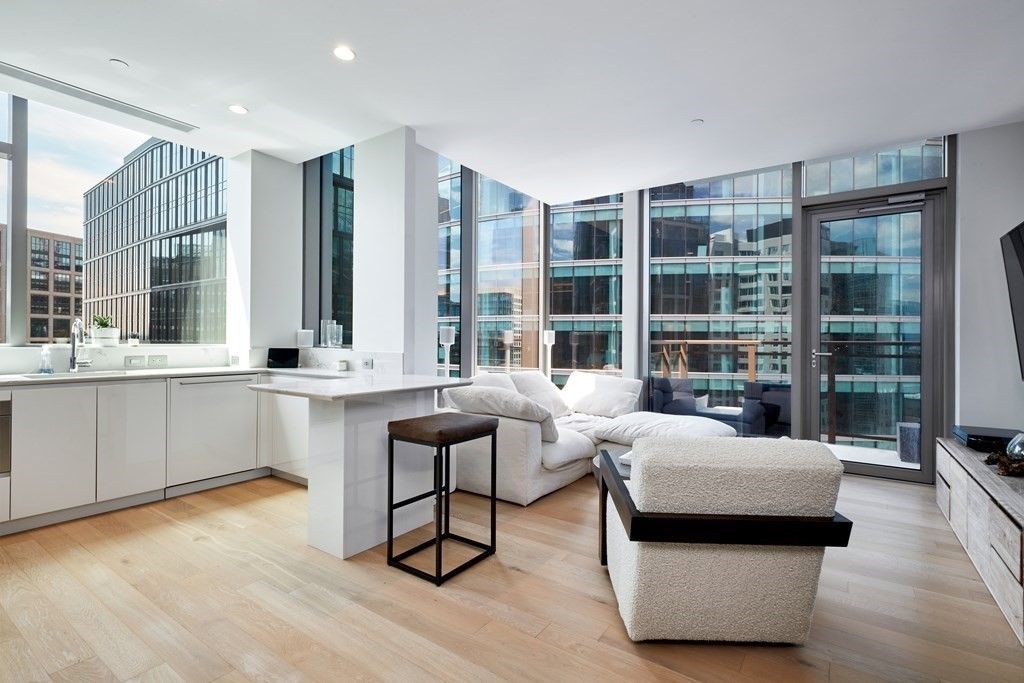 Interior, Recessed Lighting, Wood Texture Flooring