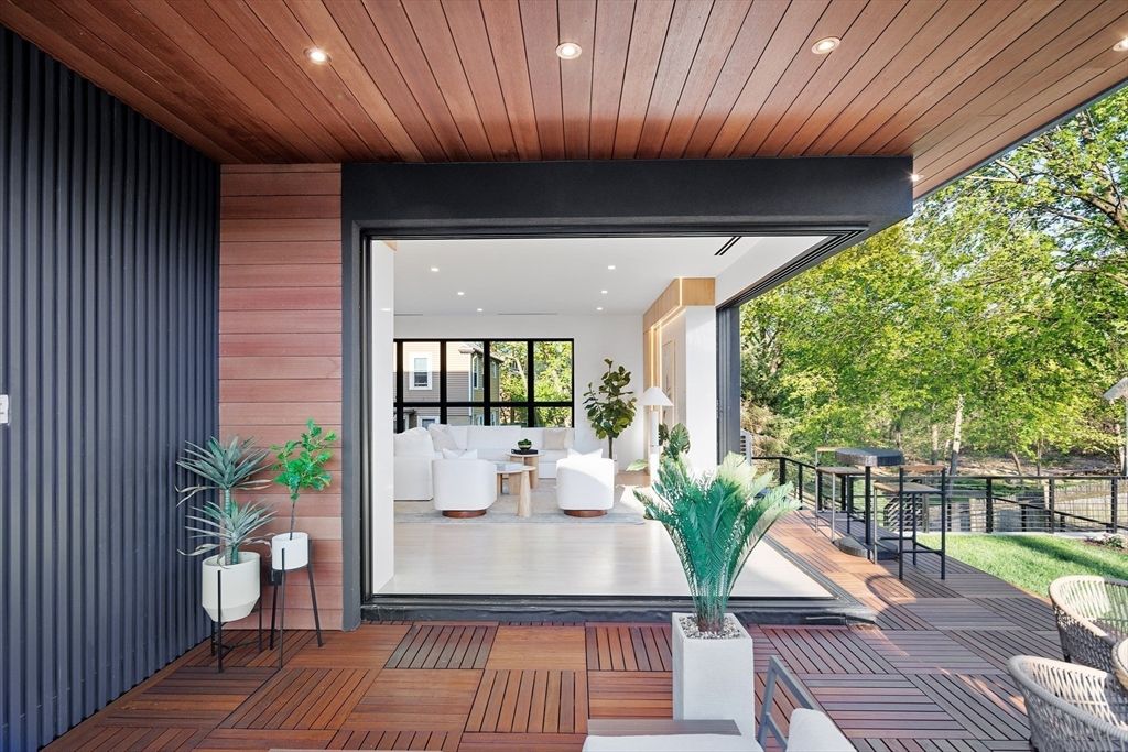 Exterior, Recessed Lighting