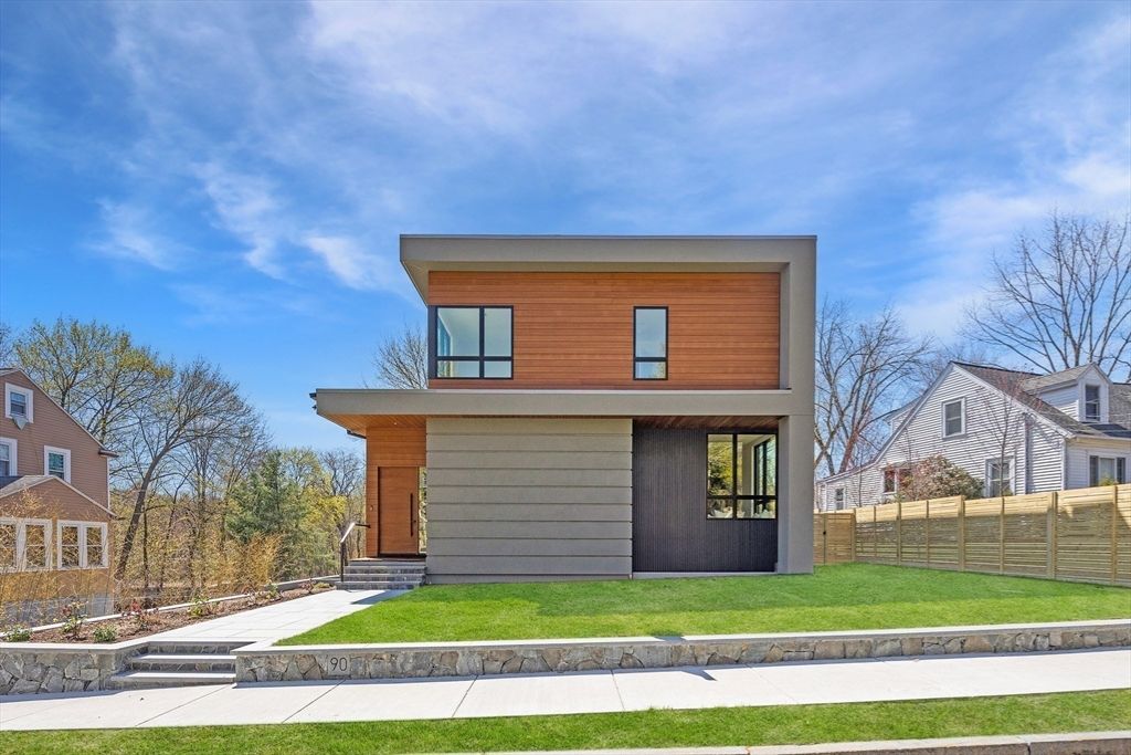 Backyard, Exterior, Facade, Modern