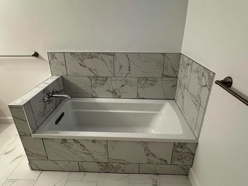 Bathroom, Interior, Marble, Marble Walls